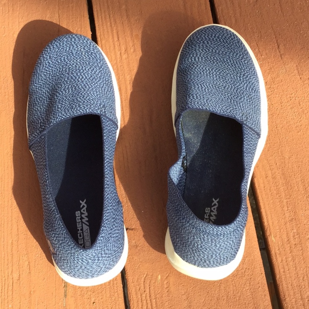 Skechers shoes
